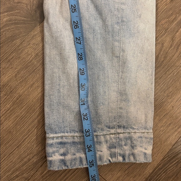 Vintage Levi's Engineered Jeans - Picture 9 of 12